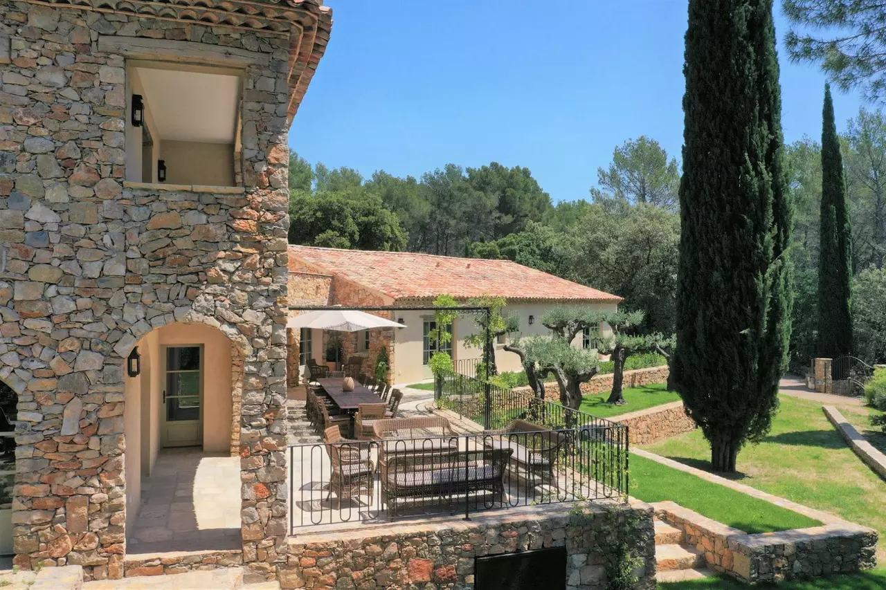 Villa Vanado in Provence, photo 2 of 17