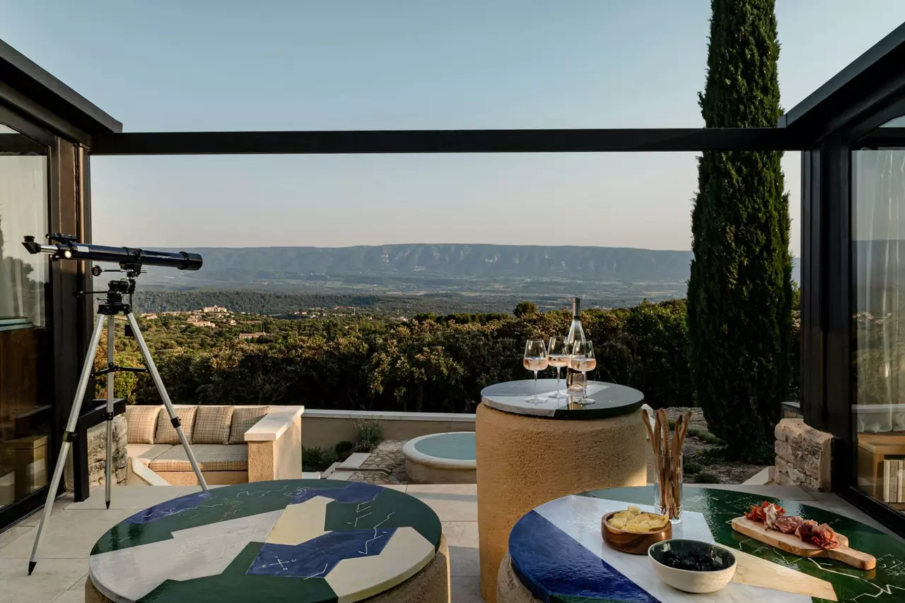 Les Hauts de Gordes in Provence, photo 22 of 29