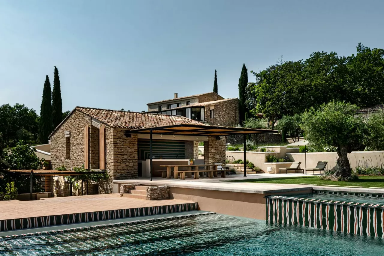 Les Hauts de Gordes in Provence, photo 24 of 29