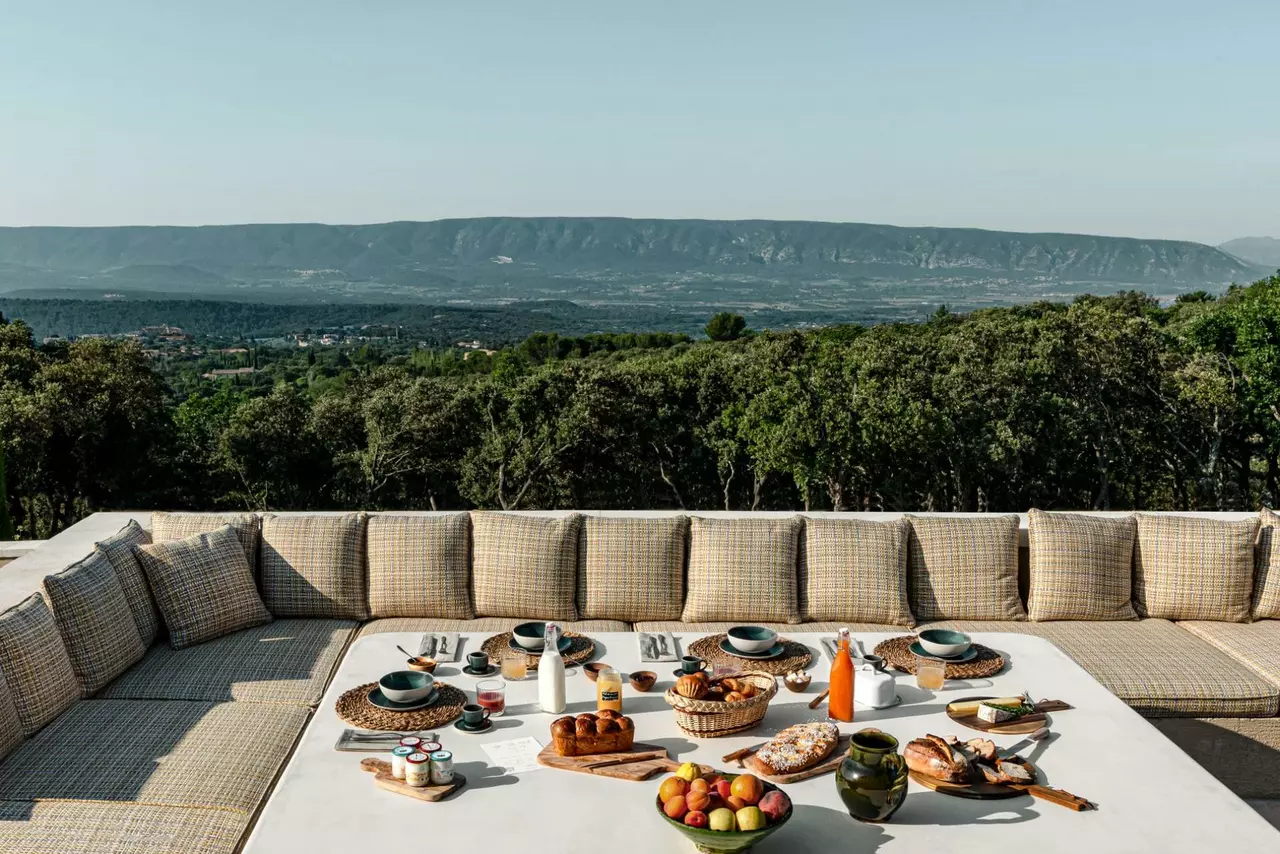 Les Hauts de Gordes in Provence, photo 23 of 29