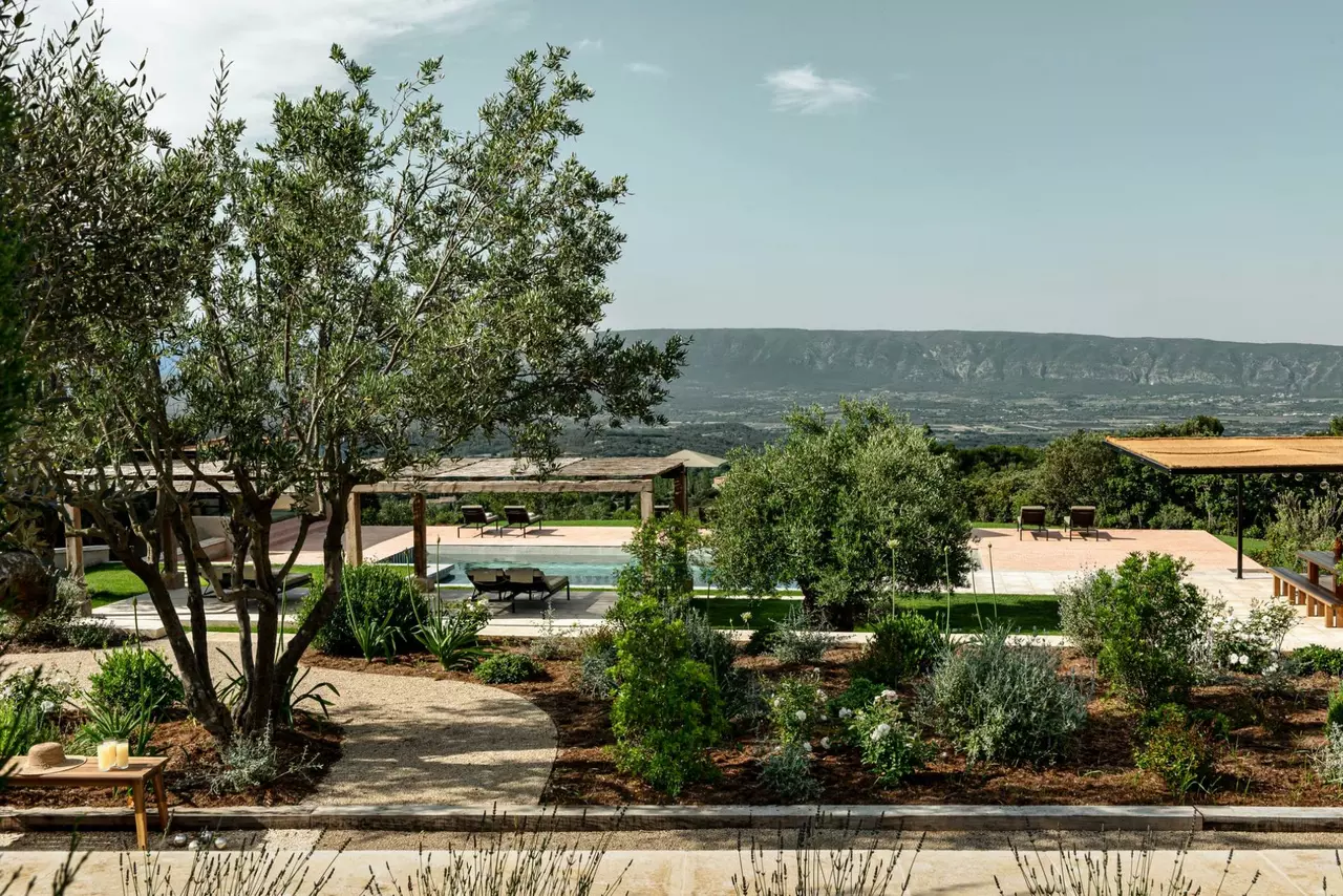 Les Hauts de Gordes in Provence, photo 9 of 29