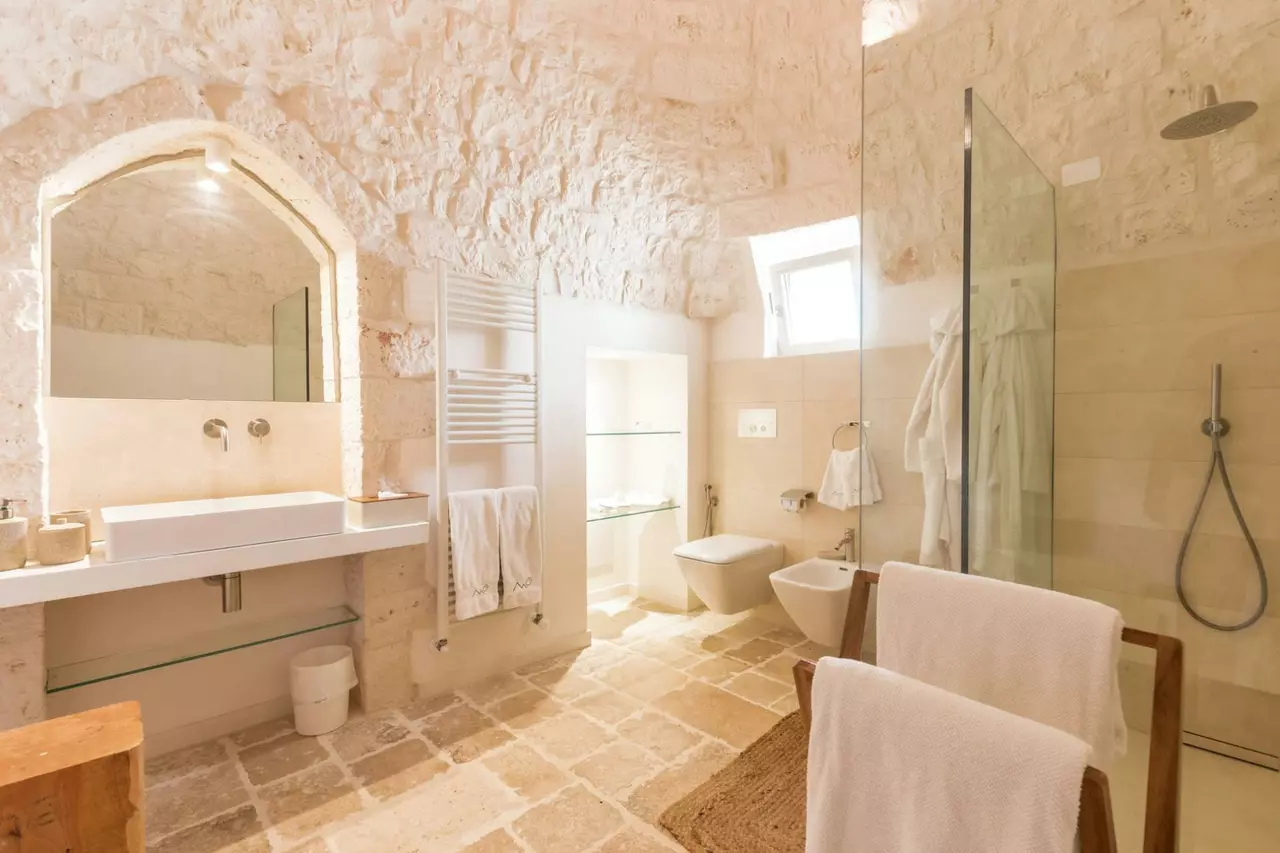 Trullo delle Dame in Apulia (Puglia), photo 21 of 40