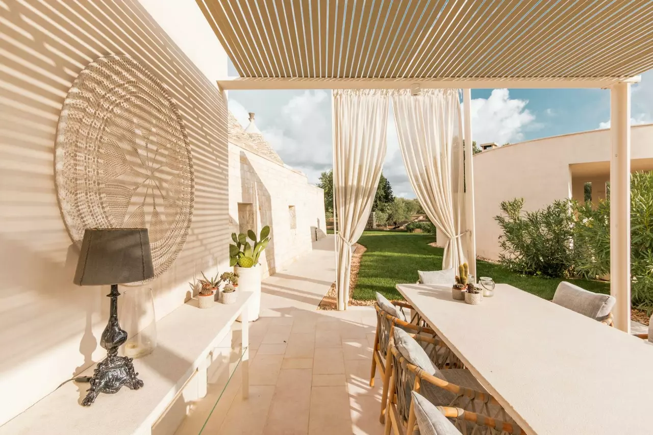 Trullo delle Dame in Apulia (Puglia), photo 15 of 40
