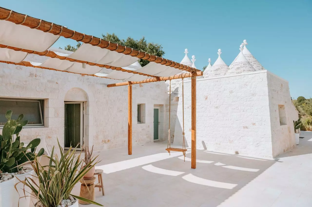 Trullo dei Pumi in Apulia (Puglia), photo 14 of 31