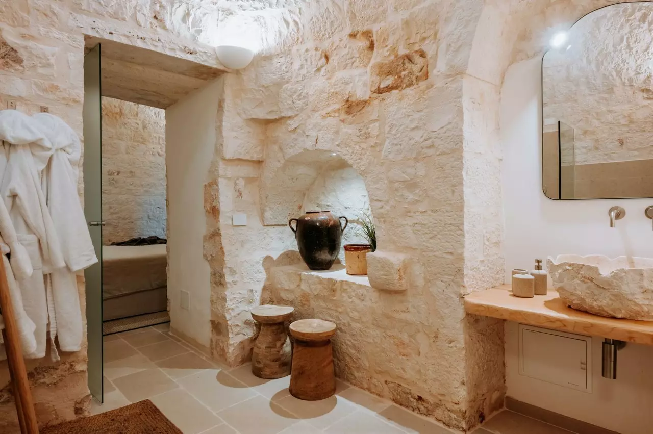 Trullo dei Pumi in Apulia (Puglia), photo 31 of 31