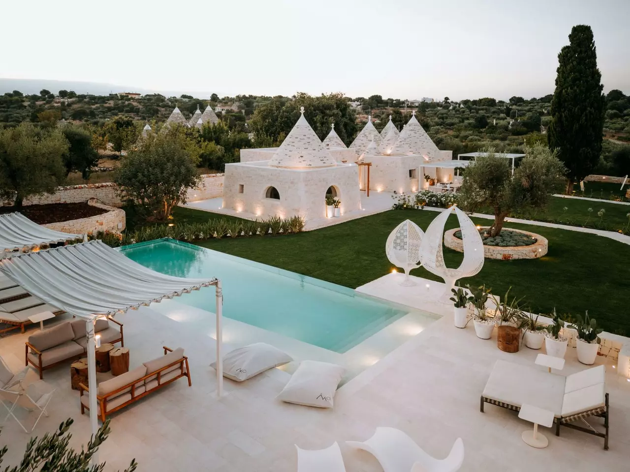 Trullo dei Pumi in Apulia (Puglia), photo 26 of 31