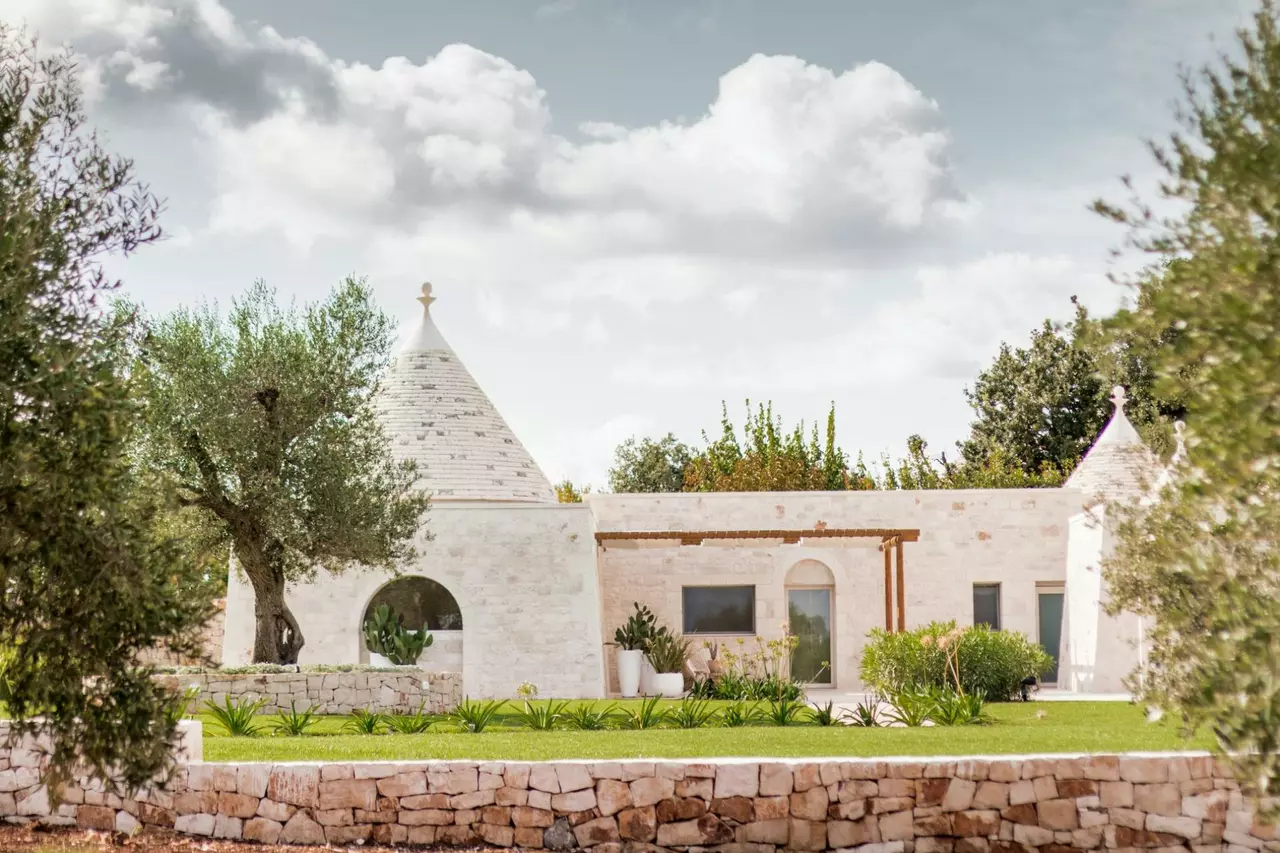 Trullo dei Pumi in Apulia (Puglia), photo 15 of 31