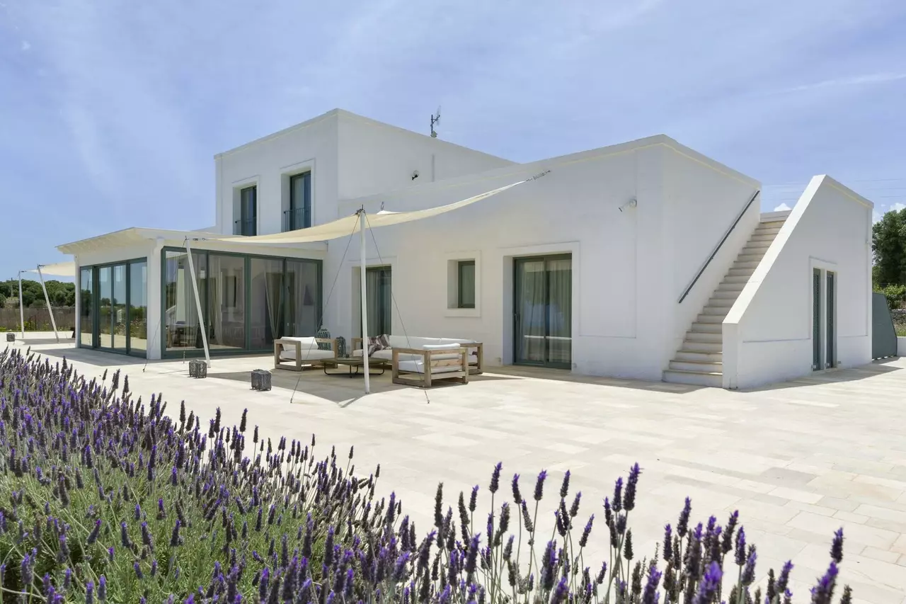 Villa Serra de Citris in Apulia (Puglia), photo 8 of 22