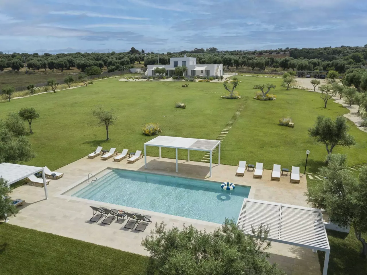 Villa Serra de Citris in Apulia (Puglia), photo 13 of 22