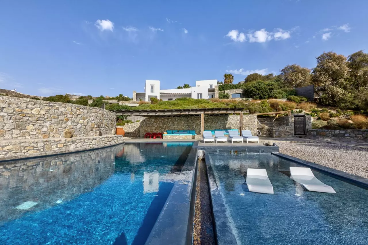 Big Blue Beach Villa in Mykonos, photo 8 of 34