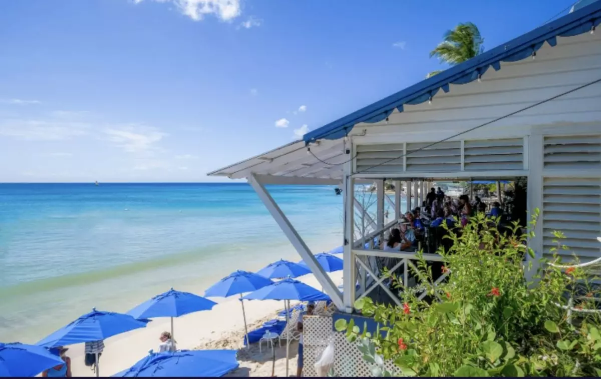 Villa Cherry in Barbados, photo 4 of 27