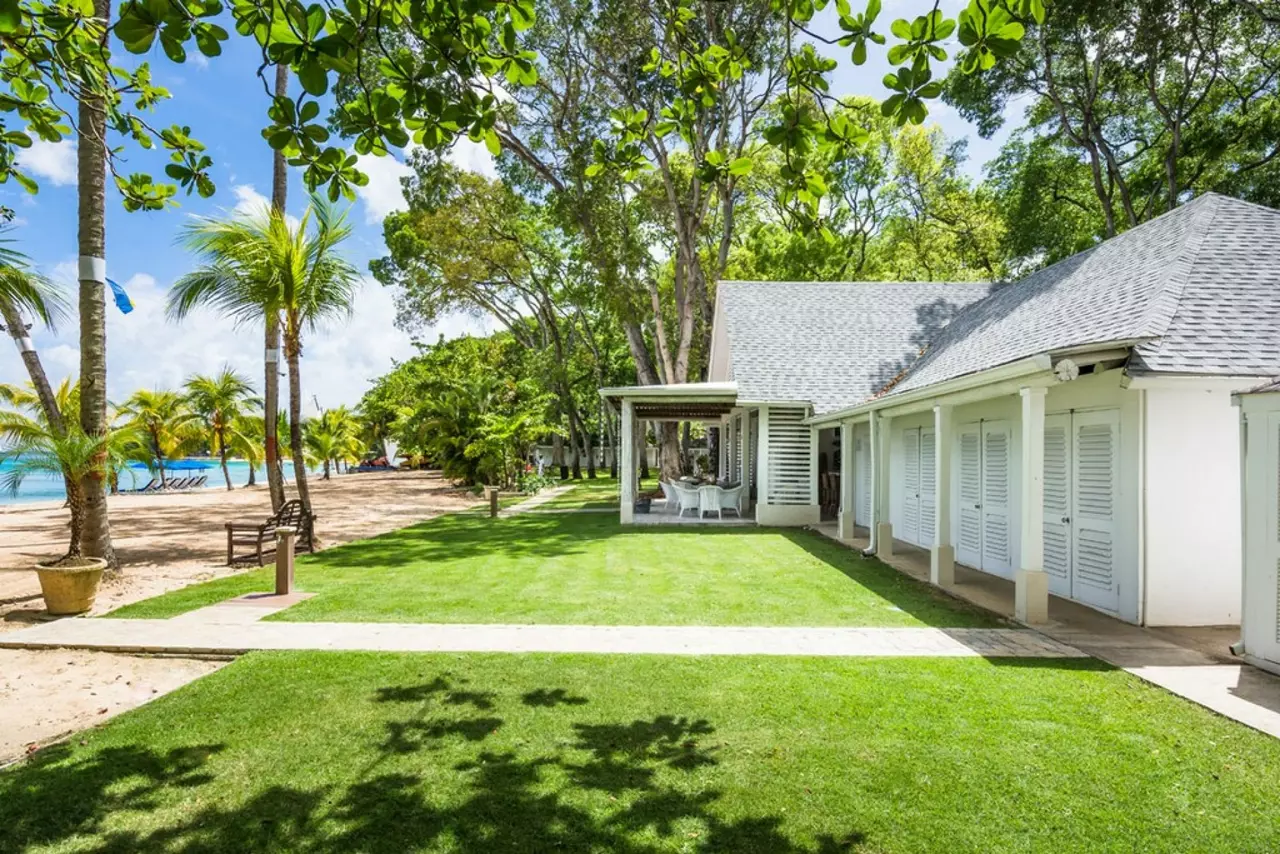 Bluff House and Cottage in Barbados, photo 19 of 48