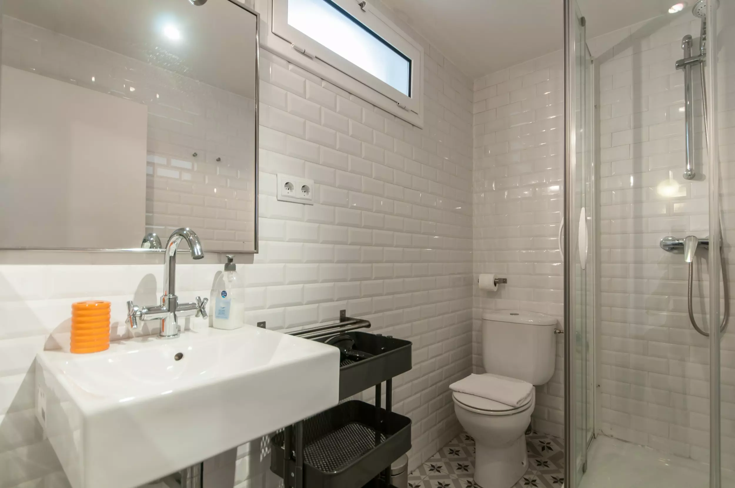 Spacious 70m2 holiday 2 beds apartments for rent in Barcelona · Southern Europe