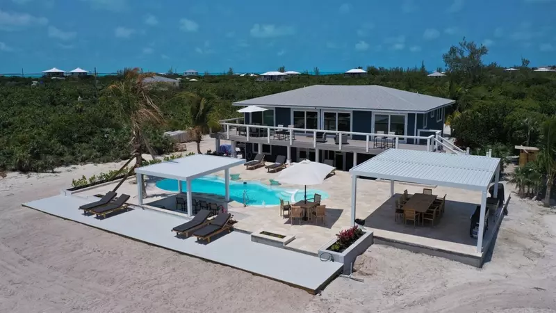 Runaway Villa in Bahamas