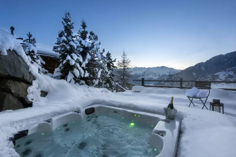 Chalet Tampa in Swiss Alps, photo 2 of 19