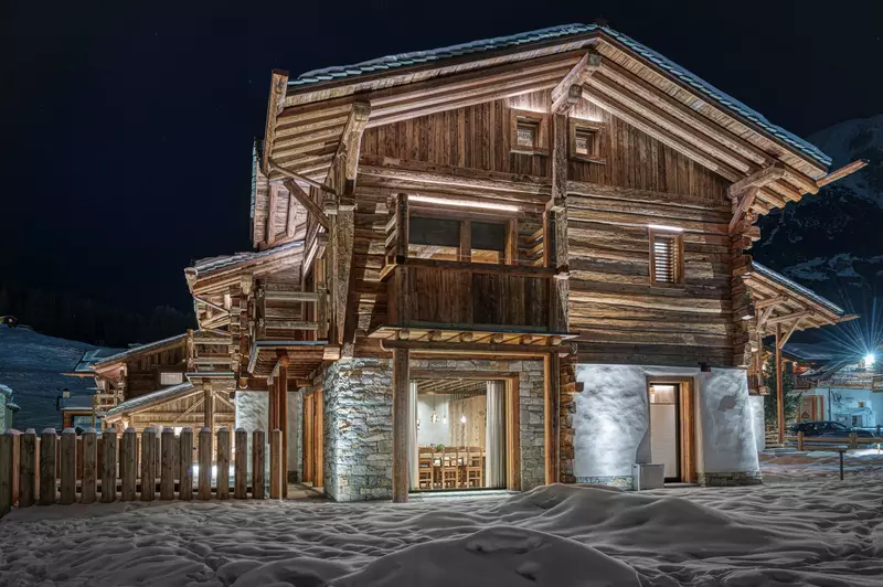 Chalet Akaroa in Italian Alps