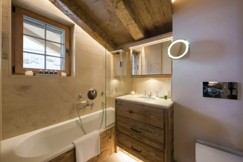 Chalet Chouqui in Swiss Alps, photo 2 of 43
