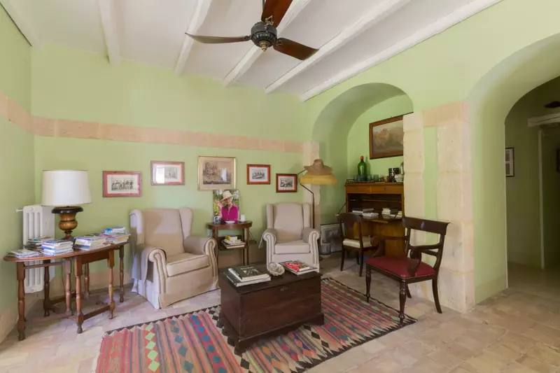 Villa Aranjaya in Southern Europe, photo 4 of 36