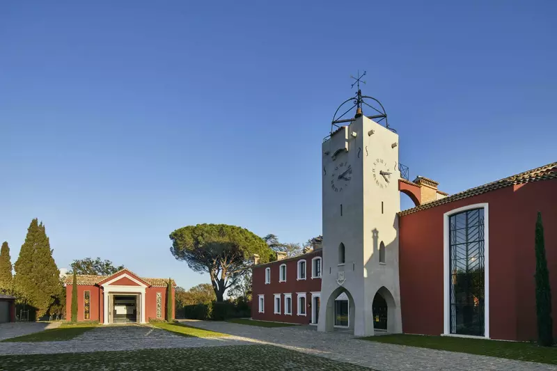 Chateau Saint-Maur in Saint-Tropez, photo 5 of 37