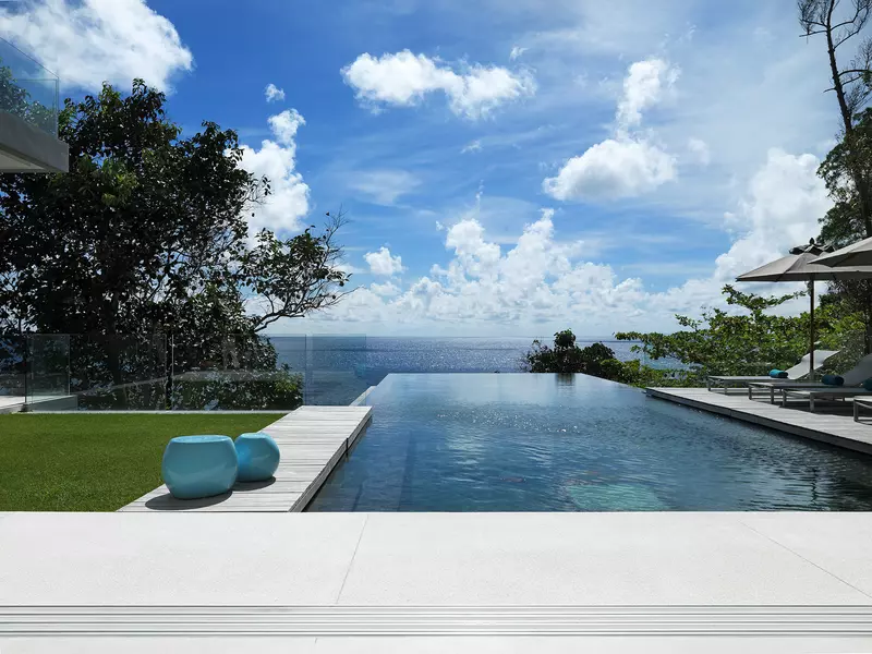 Villa for 12 Guests in Kamala in Phuket & Andaman Coast, photo 5 of 30