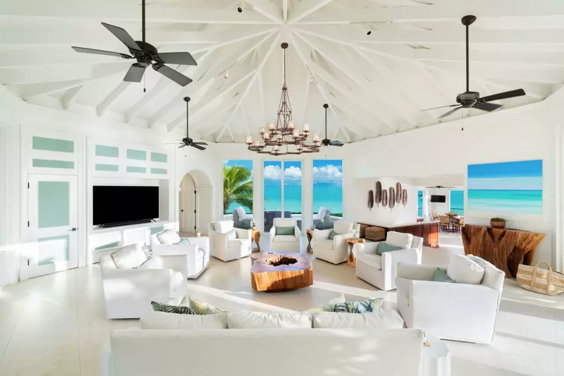 Emara Estate in Turks and Caicos, photo 4 of 38
