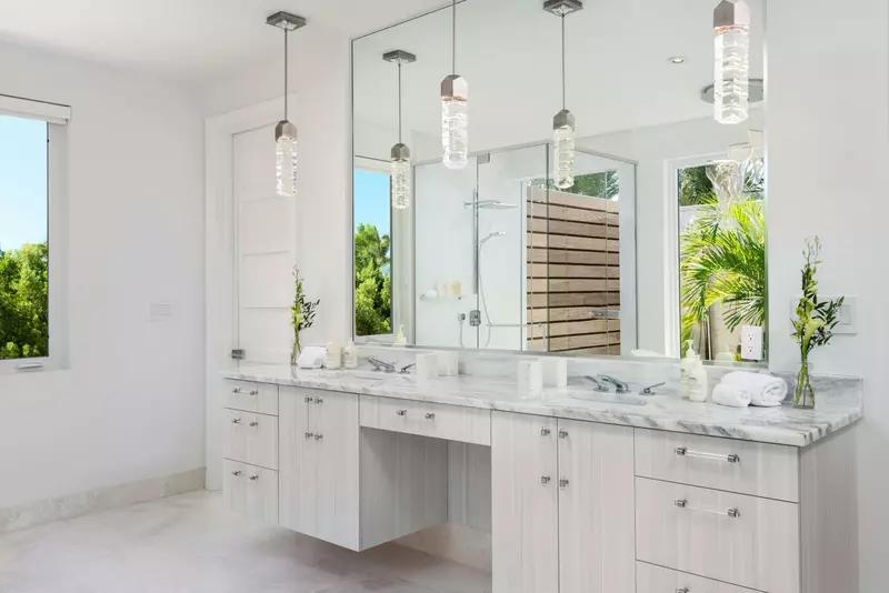 Villa Emerald Bay in Turks and Caicos, photo 4 of 23