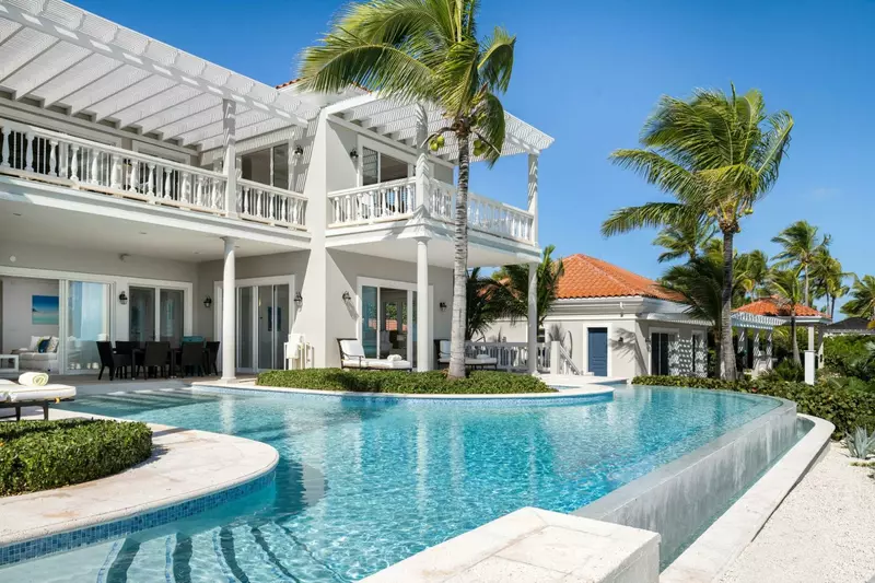 Haven House in Turks and Caicos, photo 5 of 36