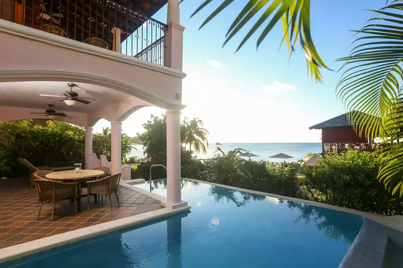 Cap Maison Oceanview Pool & Terrace Villa (2 bed) in Saint Lucia, photo 3 of 30