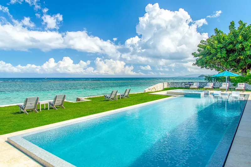 Sunset Beach Villa in Jamaica, photo 3 of 30
