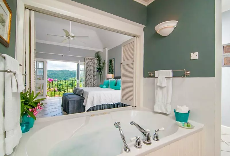 Apartment Pink Petal in Jamaica, photo 5 of 18