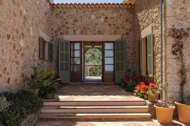 Sa-Terra Rotja in Mallorca, photo 5 of 20