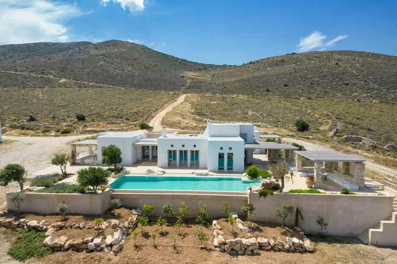 Thita Estate in Paros