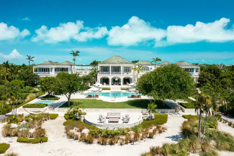 Villa Tranquility in Turks and Caicos, photo 2 of 29