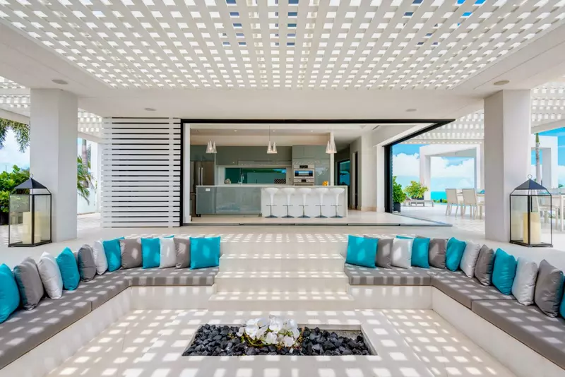Villa Triton in Turks and Caicos, photo 2 of 31