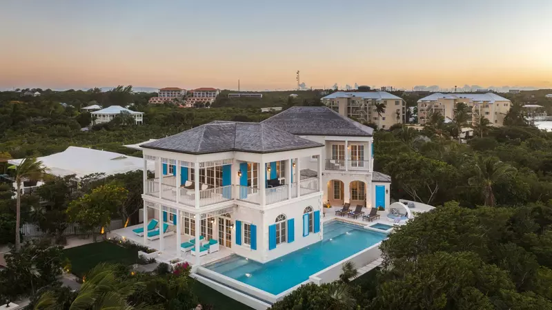 Villa Azzurra in Turks and Caicos