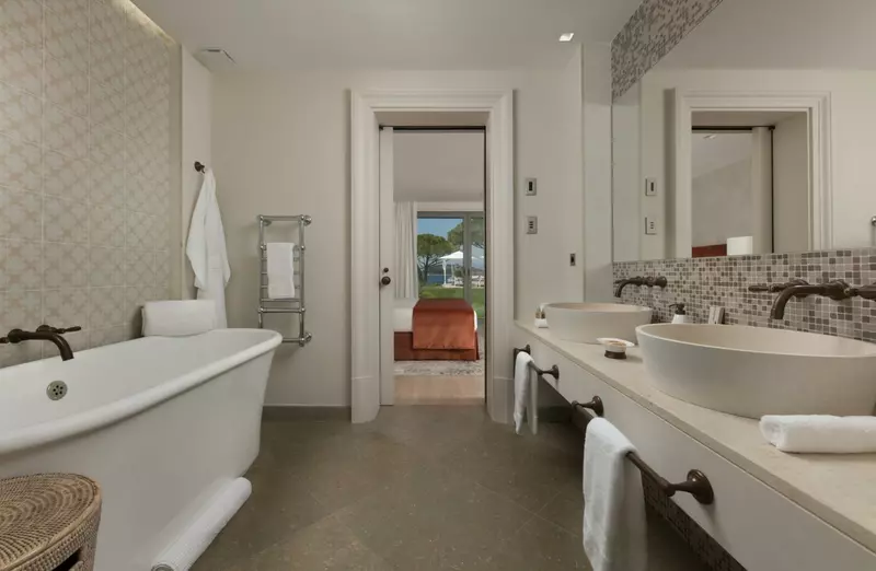 Villa Canoubwest in Saint-Tropez, photo 3 of 40