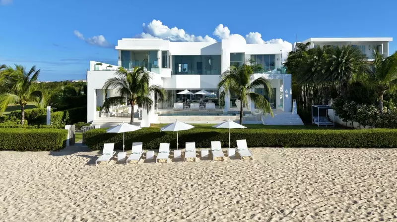 The Beach House in Other Caribbean Islands, photo 3 of 25