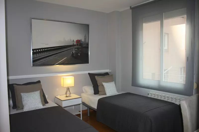 Nice and cozy 85 sqm short term rentals in Barcelona for up to 6 people in Southern Europe, photo 4 of 17