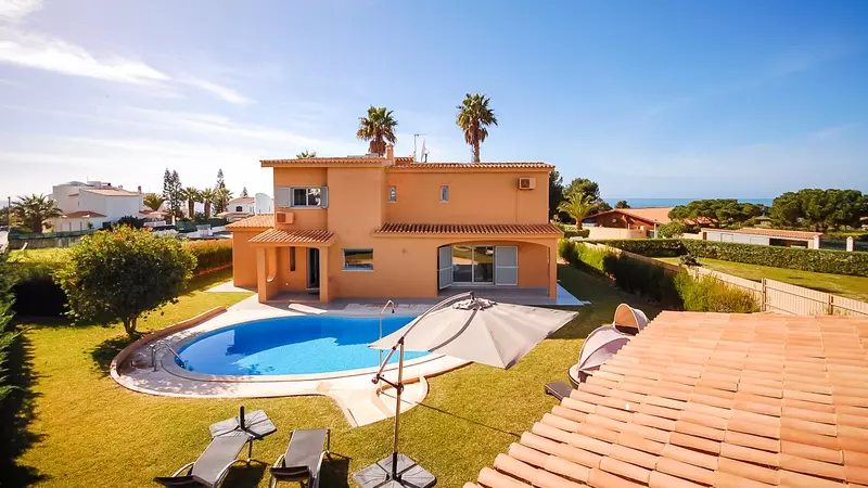 Estrada da Galé - 6 beds Villa in Algarve, photo 2 of 23