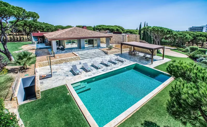 Central Algarve, Algarve, Portugal - 4 beds villa