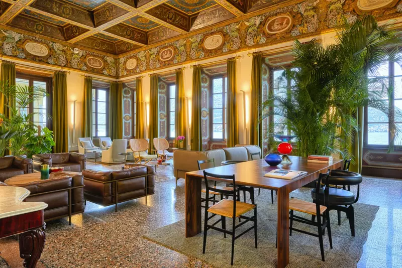 Villa Pliniana in Lake Como, photo 3 of 33