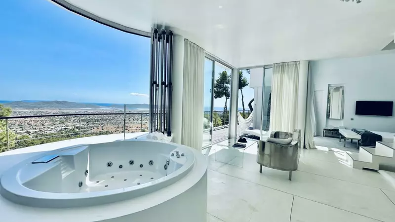 Villa Roca in Ibiza, photo 2 of 38
