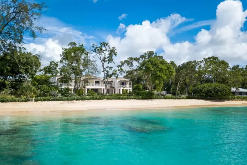 Villa Tamarindo in Barbados, photo 2 of 26