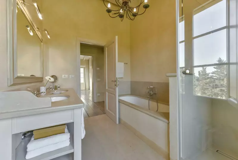 Villa il Serratone in Tuscany, photo 3 of 38