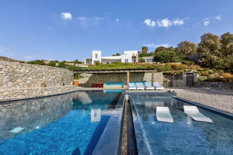Big Blue Beach Villa in Mykonos